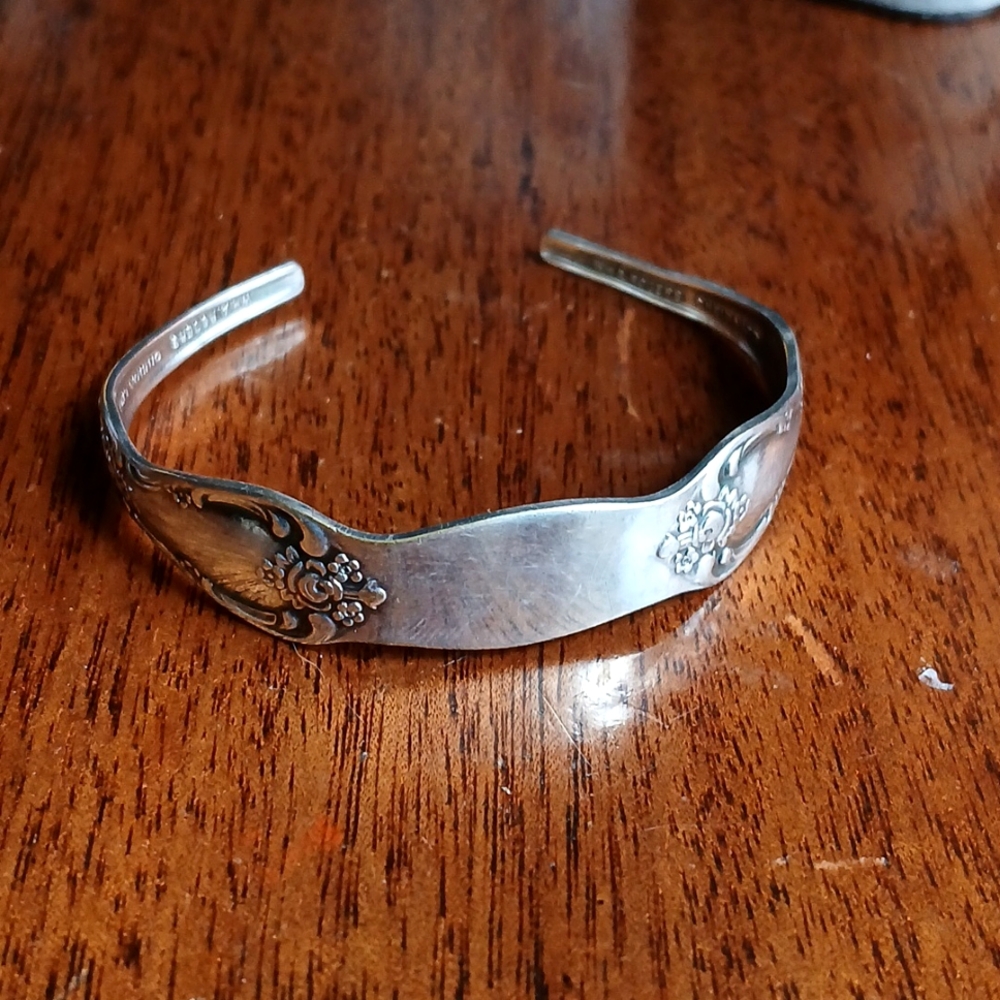 Vintage Wm. A. Rogers Oneida Spoon Cuff Bracelet Silver Plate Blank ID Style